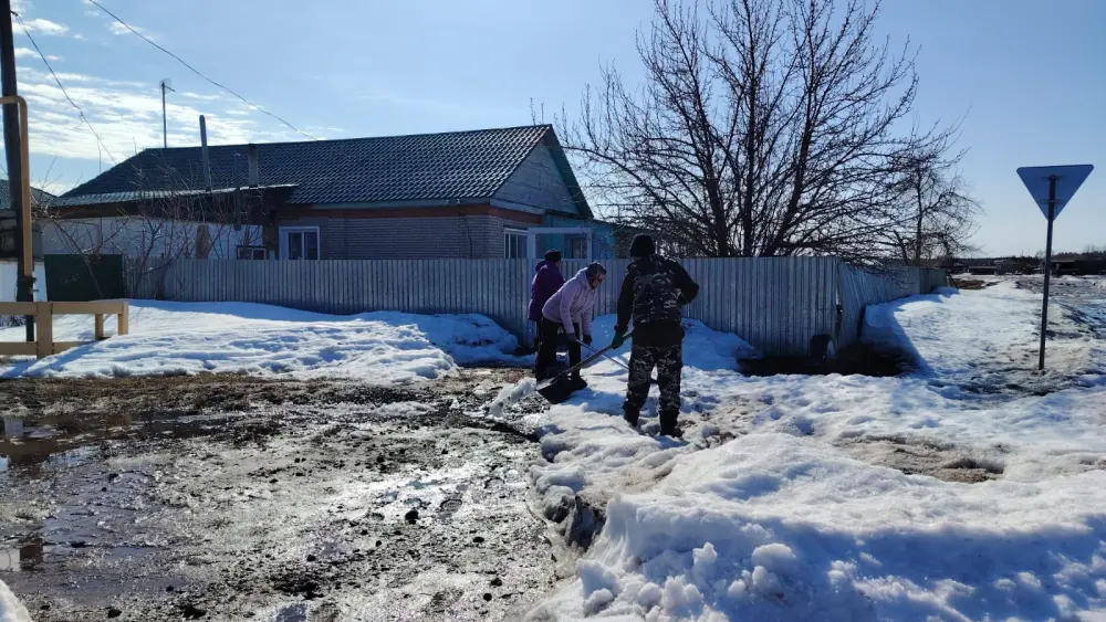 В Алтынсаринском районе стартовал экологический проект «Таза Қазақстан» с участием жителей и волонтеров Актобе