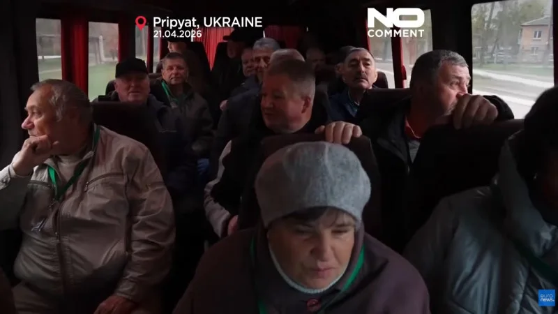 Бывшие ликвидаторы Чернобыльской катастрофы вернулись на место трагедии спустя 40 лет: воспоминания и эмоции на фоне заброшенной атомной станции Актобе