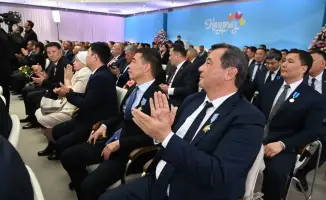 Касым-Жомарт Токаев призывает молодежь к участию в коренных преобразованиях Казахстана на встрече с общественностью Туркестанской области