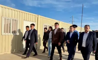 Обсуждение прав работников и пожарной безопасности на хлопковом заводе в Отыраре