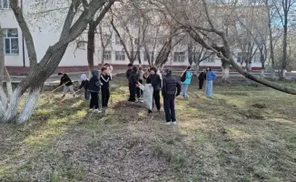 Граждане Астаны участвуют в экологическом месячнике: уборка и благоустройство города