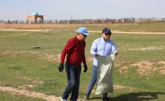 Субботник в Сарыагаше: объединение усилий граждан для улучшения городской экологии