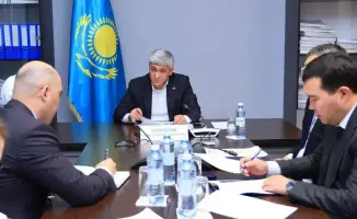 Ермаганбет Булекпаев провёл приём граждан по вопросам инфраструктуры и электроснабжения