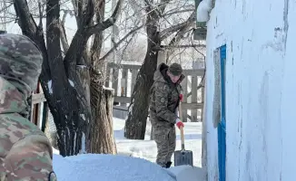 Противопаводковые мероприятия в Аркалыке с участием военнослужащих и спасателей