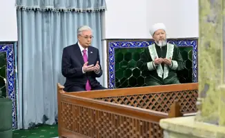 Президент Касым-Жомарт Токаев посетил мавзолей Ходжи Ахмеда Яссауи в Туркестанской области