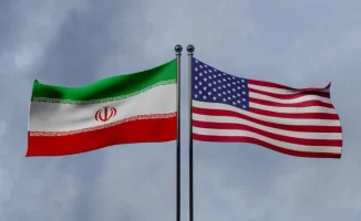 Иран обвинил США в нарушении перемирия в Оманском заливе