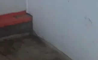 Нарушение общественного порядка: загрязнение остановки в 11 микрорайоне