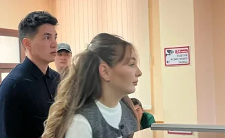 В Алматы прокурор требует реальные сроки для блогеров Жанабыловых
