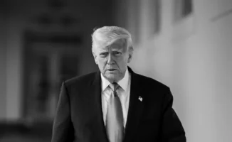 США перехватили иранское судно в Оманском заливе: последствия для международных отношений и общественного мнения