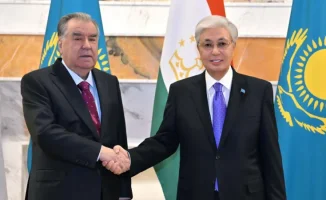 Токаев и Рахмон обсудили ключевые вопросы сотрудничества перед саммитом в Астане, что может укрепить региональную стабильность и экономические связи