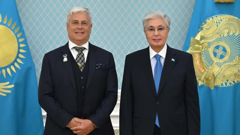 Токаев поблагодарил президента Международной кинологической федерации за признание породы тазы Актобе