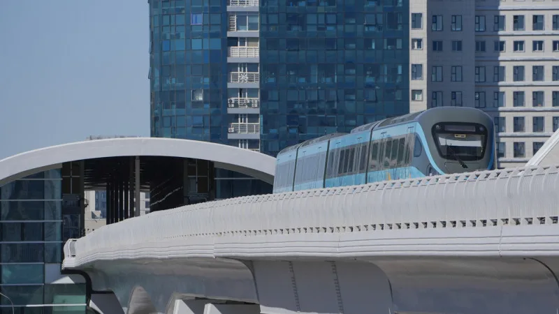 Астана: школьники получат льготные карты для LRT Актобе