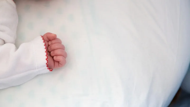 Врачи в Актобе успешно провели уникальную операцию на 20-дневной девочке с врождённой опухолью, сохранив при этом орган. Это значительное достижение в области медицины, которое подчеркивает высокий уровень профессионализма и мастерства местных специалисто Актобе