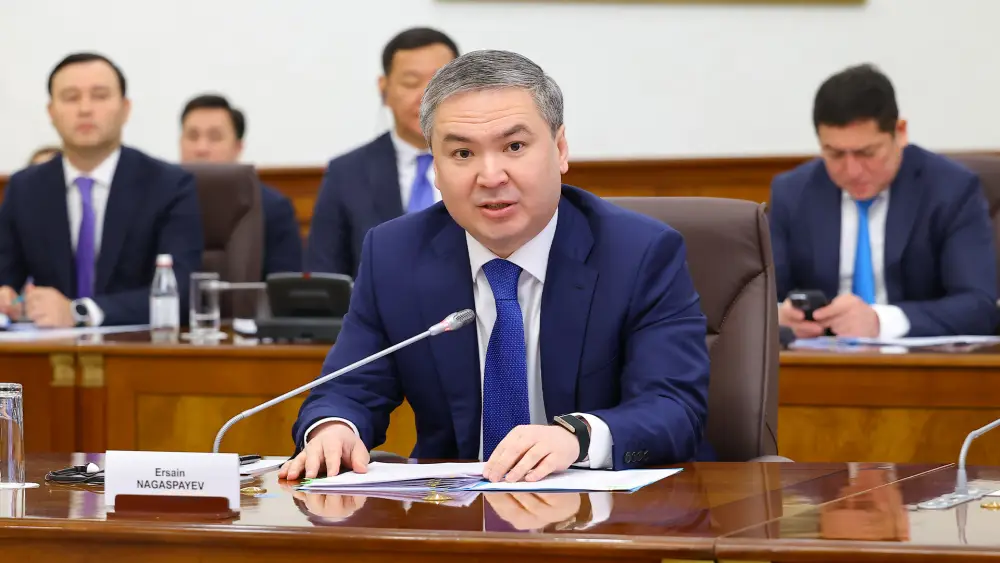 Олжас Бектенов провел встречу с мировыми производителями сельхозтехники: подписаны новые соглашения о локализации производств в Казахстане (2)