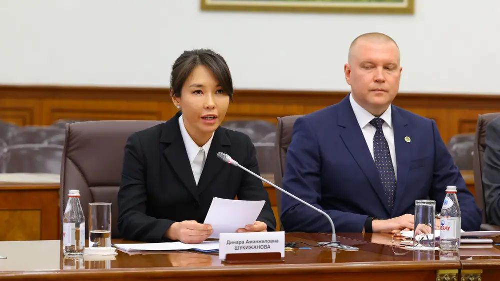 Олжас Бектенов провел встречу с мировыми производителями сельхозтехники: подписаны новые соглашения о локализации производств в Казахстане (3)