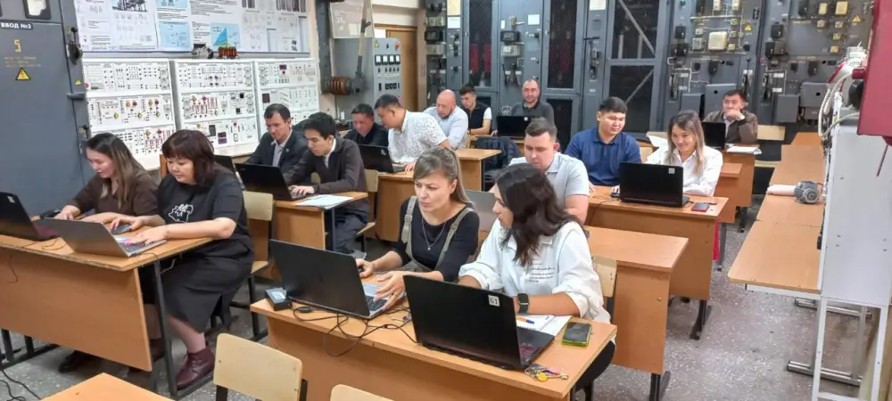 Курсы повышения квалификации прошли для педагогов колледжей (3)