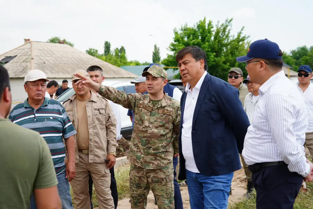 В Туркестанской области после сильных дождей начаты работы по водоотведению Актобе