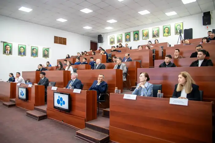 Тренинг по правовой грамотности прошел в Toraighyrov University с участием Динары Таженовой Актобе
