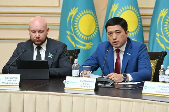 В Алматы стартовал проект TURGYNDAR AMANATY для управления многоквартирными домами Актобе