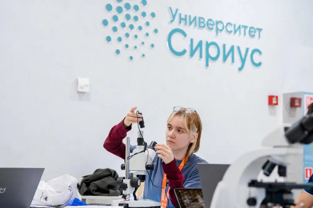 Казахстанские школьники блестяще выступили на международной биологической олимпиаде OIBO-2026, завоевав шесть медалей Актобе