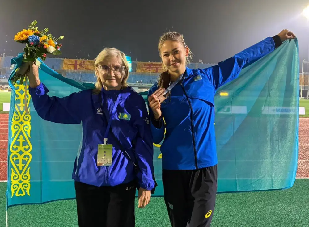 Елизавета Матвеева: казахстанская звезда взмыла к бронзе на чемпионате Азии по прыжкам Актобе
