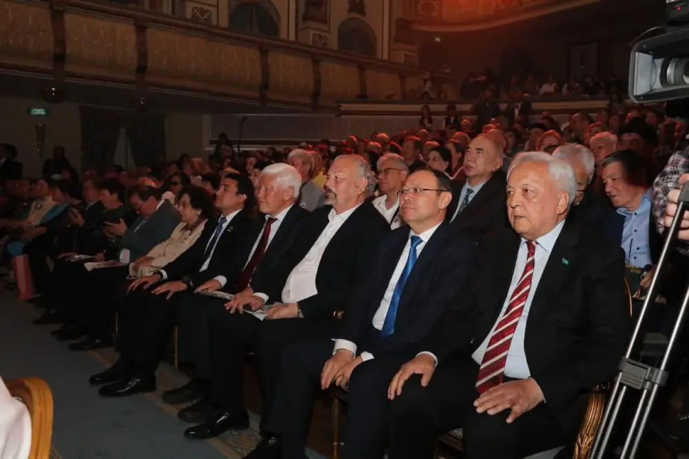 90 лет Олжасу Сулейменову вечер в Алматы Актобе