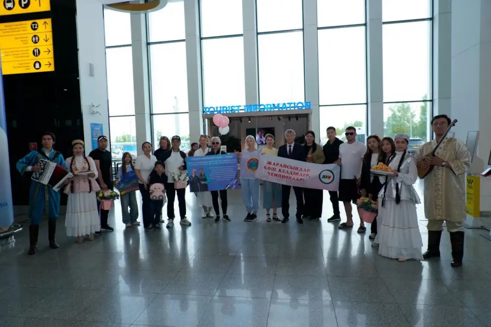 Спортсмены из Астаны завоевали золотую и серебряную медали на чемпионате Азии по прыжкам на батуте в Гонконге Актобе