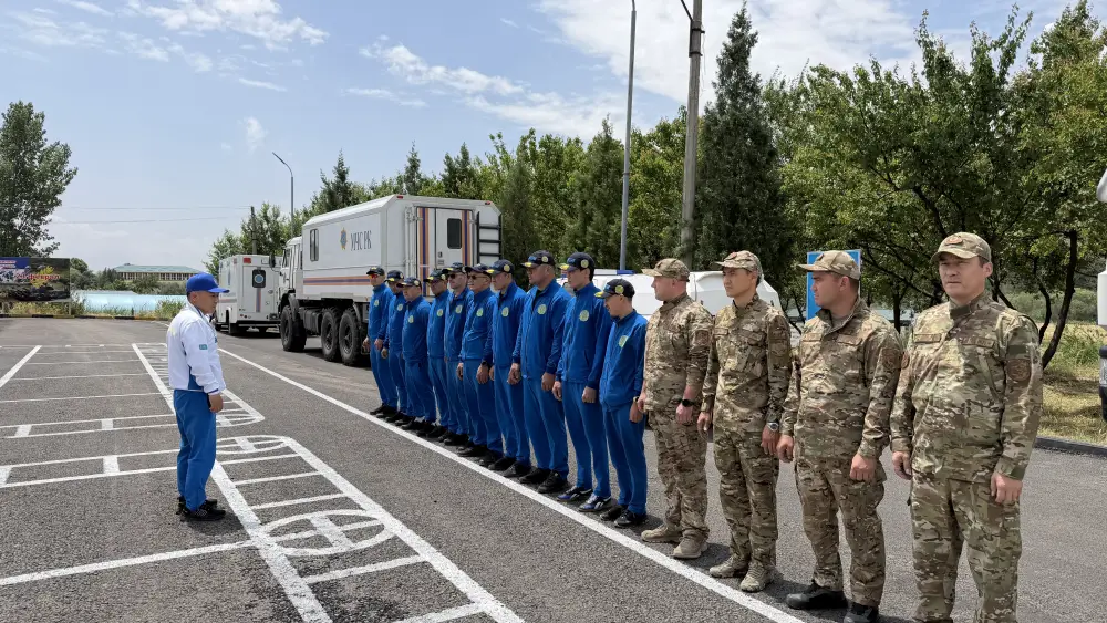 Спасатели МЧС Казахстана прибыли в Таджикистан для участия в международных учениях (5)
