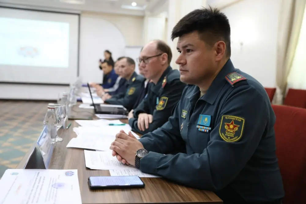 Мост доверия: как армейская служба становится ближе к сердцам молодежи Актобе