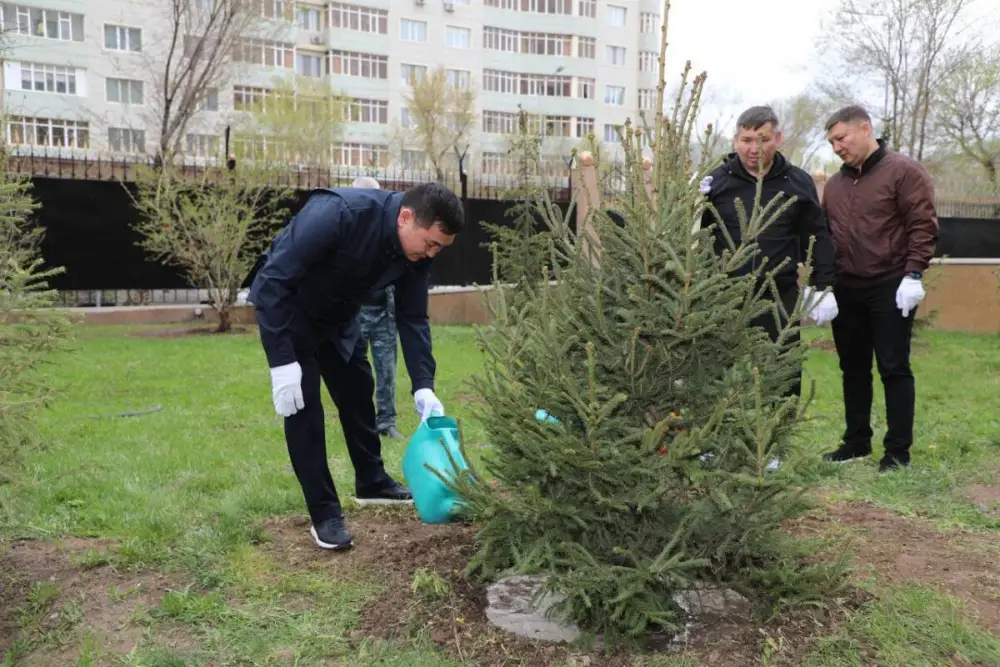 Экологическая инициатива полиции Астаны: чистота и безопасность города через совместные усилия Актобе