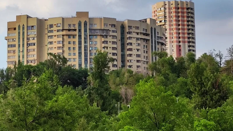 Астана и Алматы: ценовая дуэль на рынке недвижимости – когда столица обгоняет южную жемчужину Актобе