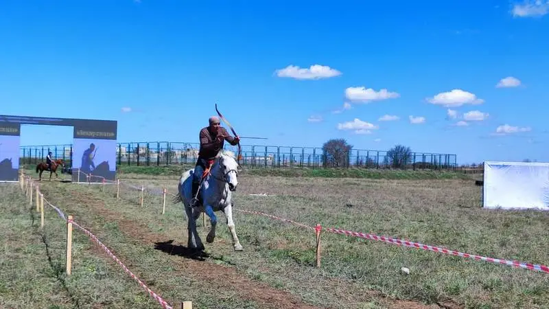 В Карагандинской области определили чемпионов по жамбы ату (5)