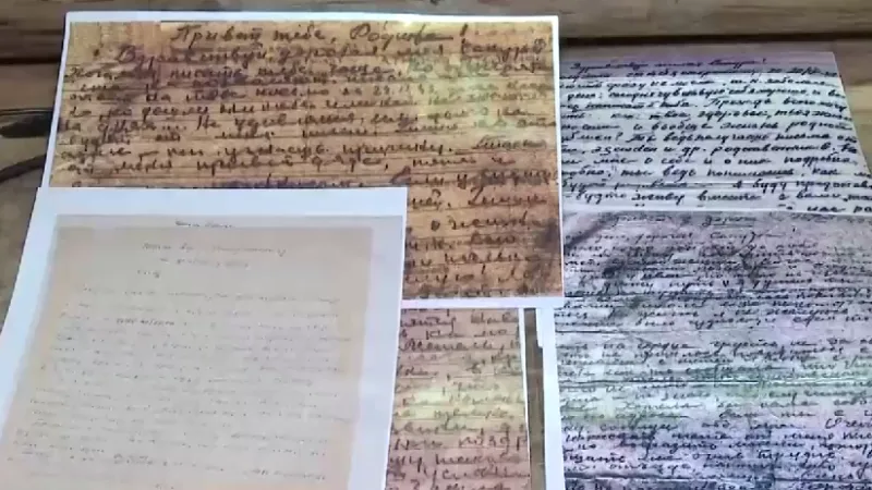 В музее Актобе представили уникальное письмо Алии Молдагуловой, написанное её другу. В этом историческом документе легендарная девушка-снайпер сообщает о своём намерении отправиться на фронт. Письмо стало важной частью экспозиции, посвящённой подвигам каз Актобе