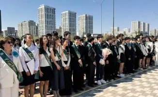 Классные часы в Астане: укрепление патриотизма и безопасность для будущих выпускников