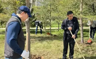 Министр сельского хозяйства подчеркивает важность участия в субботниках для экологии страны