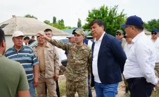 В Туркестанской области после сильных дождей начаты работы по водоотведению