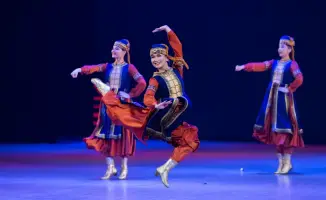 Танец народов: Казахстан и Россия на одной сцене!