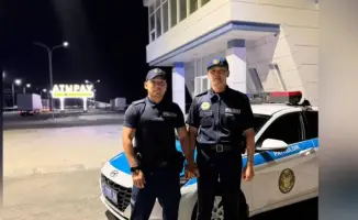 Полиция Атырау срочно доставила близнецов в больницу