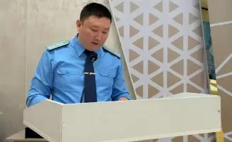 Круглый стол в Астане: обсуждение защиты прав детей собрал прокуроров и директоров школ
