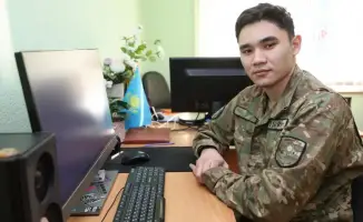 Национальная гвардия: победа в плавании на суше!