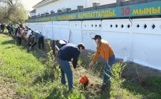 Международная акция по уборке и озеленению священных мест прошла в Кызылорде