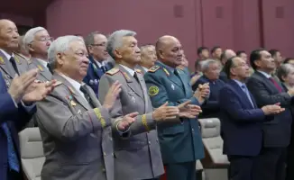 Юбилей Едиля Уразова в военно-патриотическом центре