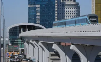 Навигационные вывески на станциях LRT в Астане: новые названия и удобство для пассажиров