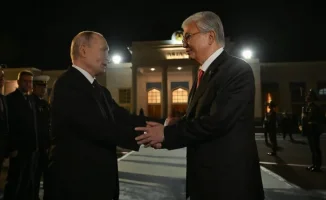 Токаев проводил Путина в аэропорту Астаны: завершился государственный визит президента России