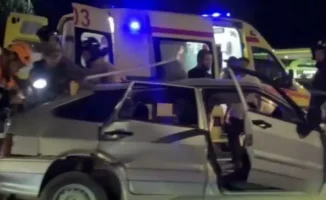 Три автомобиля столкнулись на центральном проспекте Актобе: происшествие привлекло внимание местных СМИ