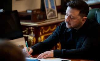 Украина запускает экспорт оружия: Зеленский анонсировал поставки беспилотников, ракет и боеприпасов на мировые рынки
