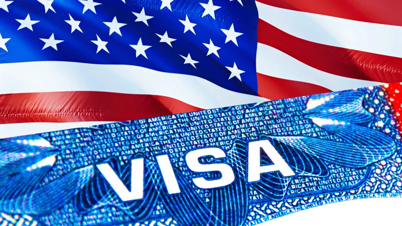 Почти половина заявок на визу в США отклоняется: официальные лица объясняют причины отказов для казахстанцев Актобе