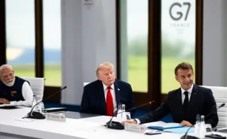 Трамп опоздал на заседание G7 и рассмешил мировых лидеров