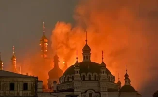 Киев в огне: ночная атака оставила город в руинах