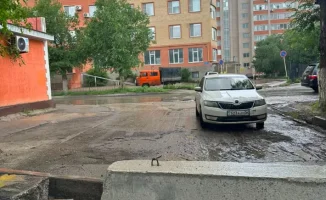 Проблемы городской инфраструктуры: жители обращаются к альтернативным решениям вместо традиционных плиточных покрытий